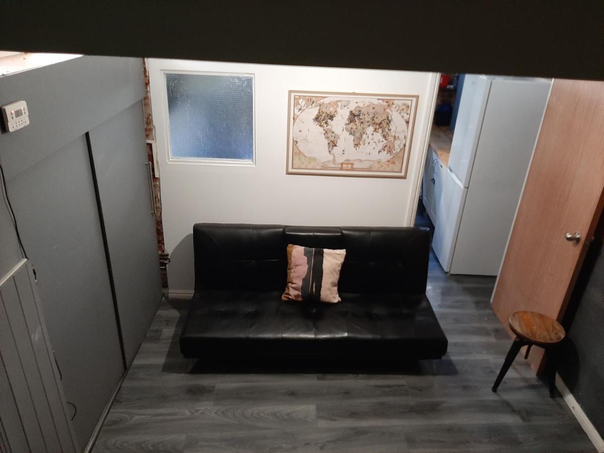 Single Bedrooms With Wifi And Underbed 10 London Exteriör bild